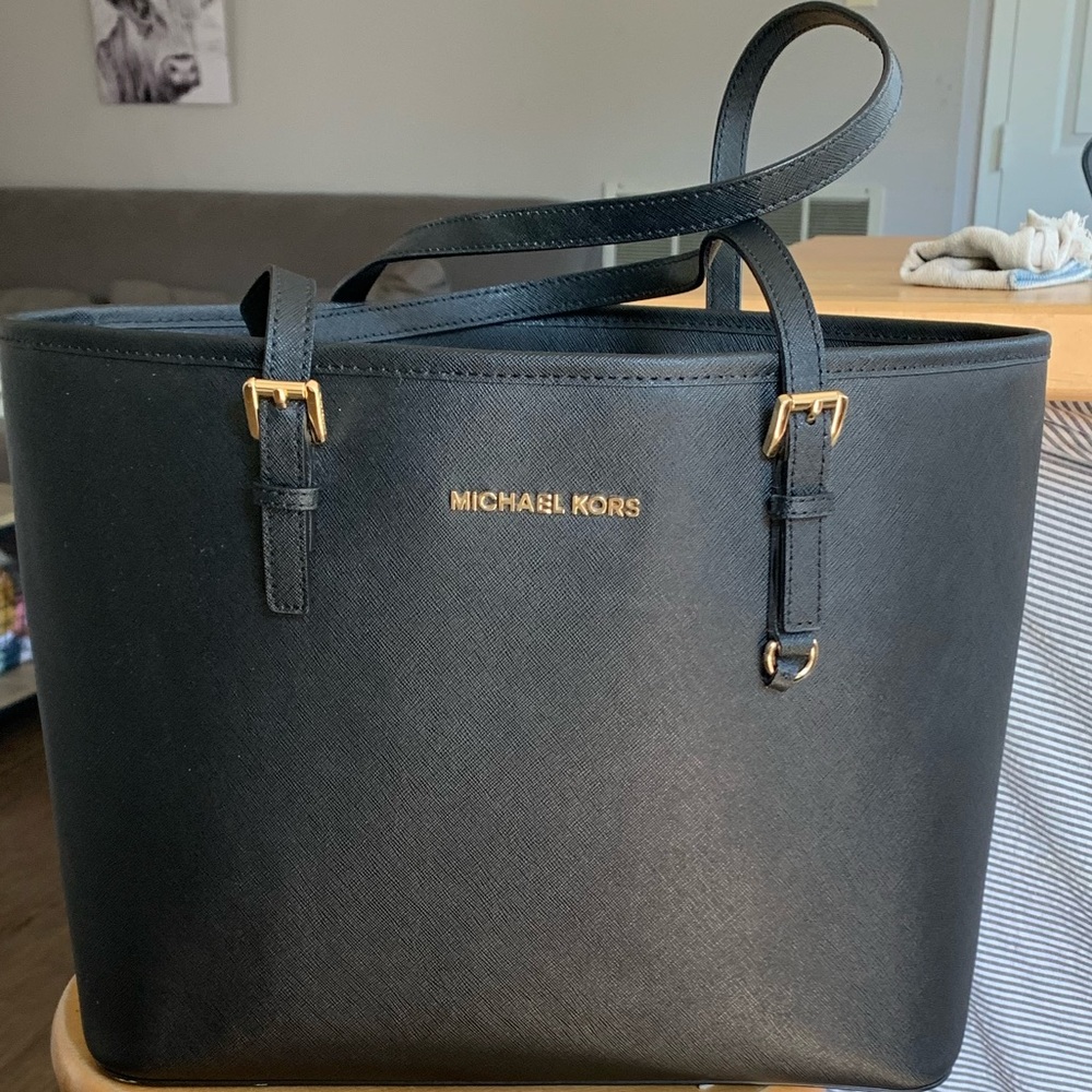 Relist- Michael Kors Jet Set Travel Tote